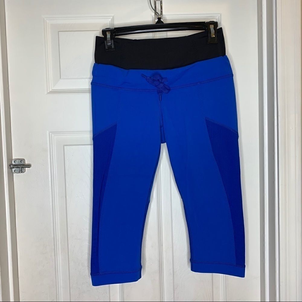 LULULEMON BHAKTI YOGA CROP LEGGINGS BLUE/BLACK